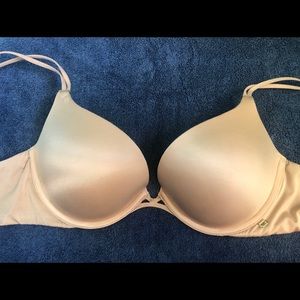 Victoria Secret Very Sexy Push Up Bra 34C
